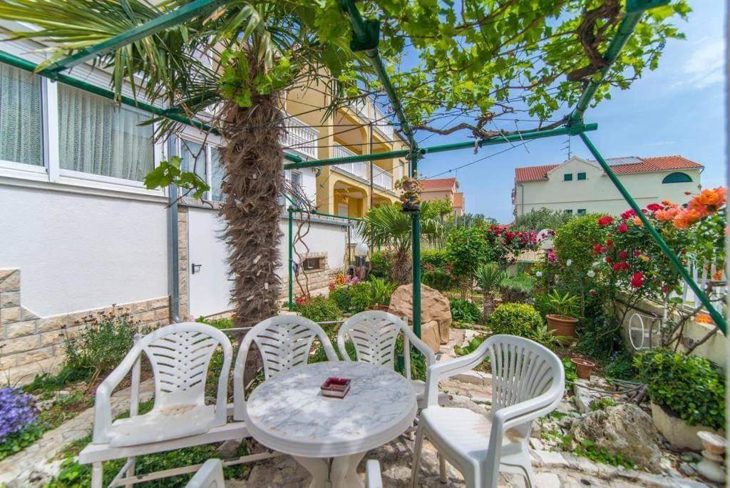 Apartmani Krizanovic ヴォディツェ エクステリア 写真
