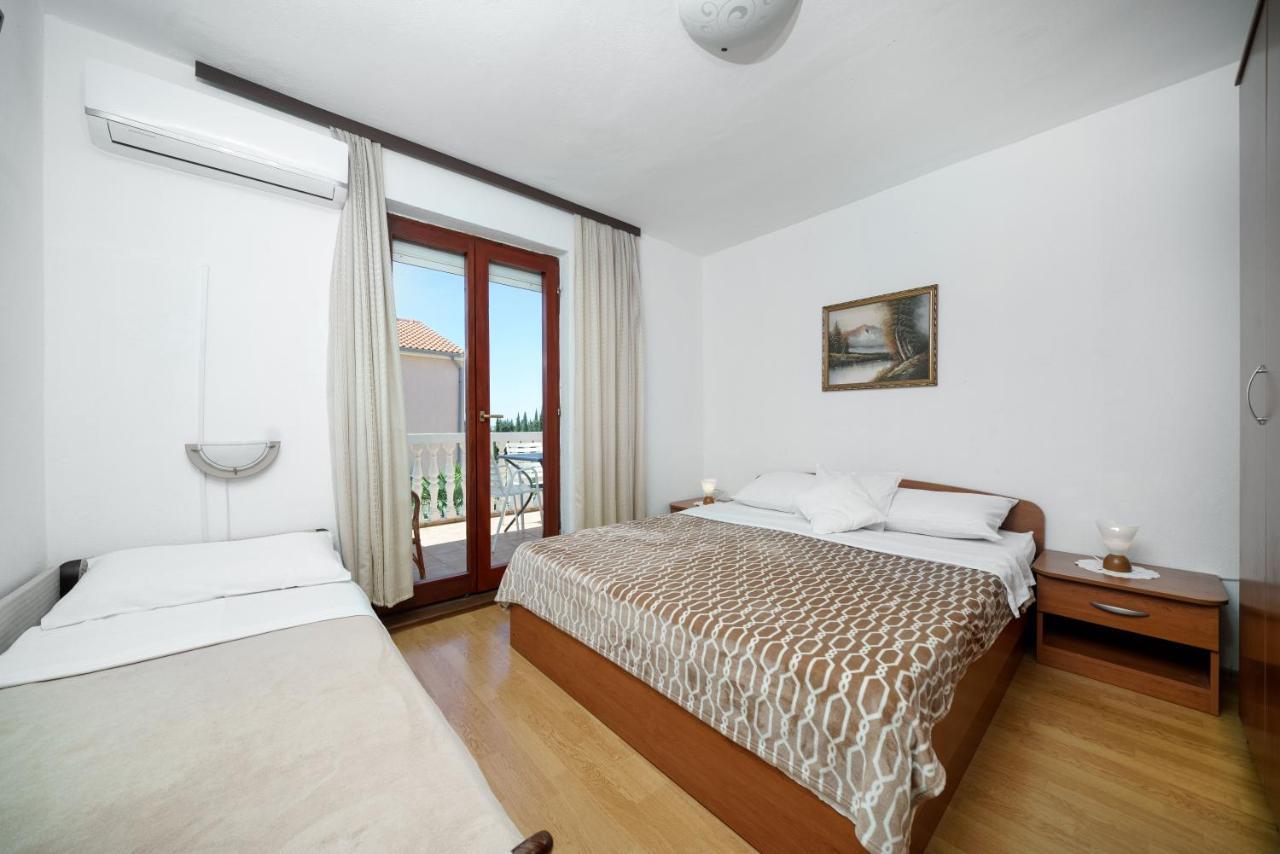 Apartmani Krizanovic ヴォディツェ エクステリア 写真