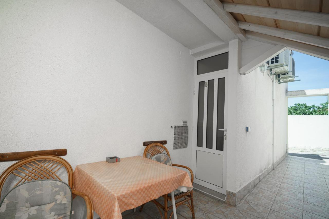 Apartmani Krizanovic ヴォディツェ エクステリア 写真